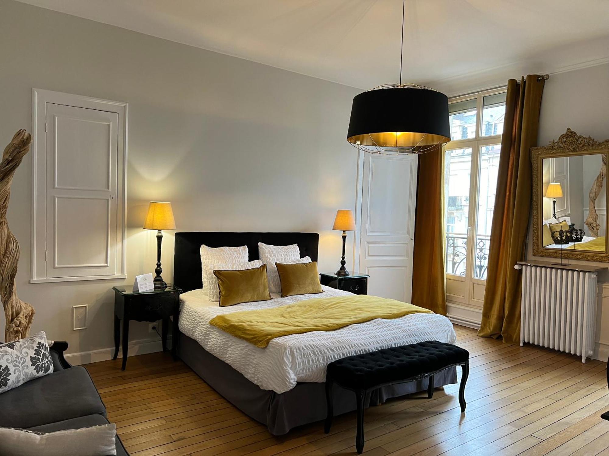 Bed and Breakfast La Demeure Des Sacres - Cathedrale Reims Exterior foto